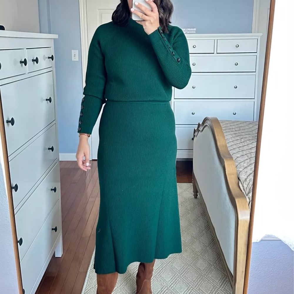 Sézane Set - Naelle Skirt & Sami Knit Sweater in Sold-Out Hunter Green